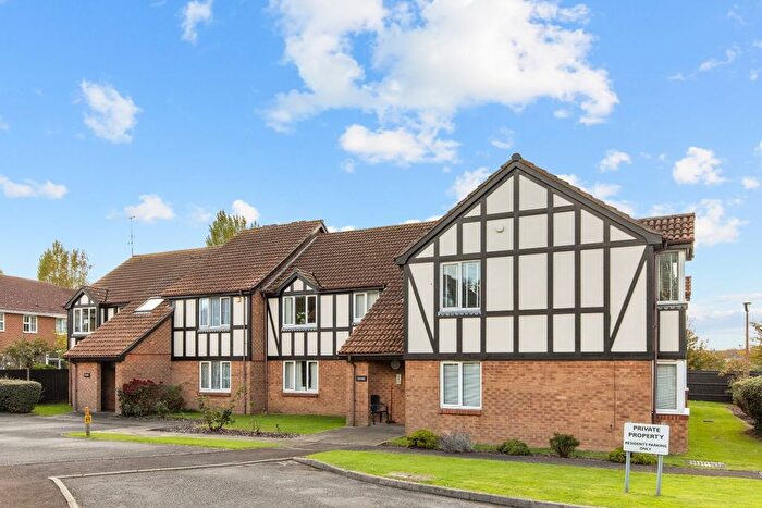 2 Bedroom Semi Detached House For Sale In Fairlawns, Shoreham-By-Sea, West Sussex, BN43