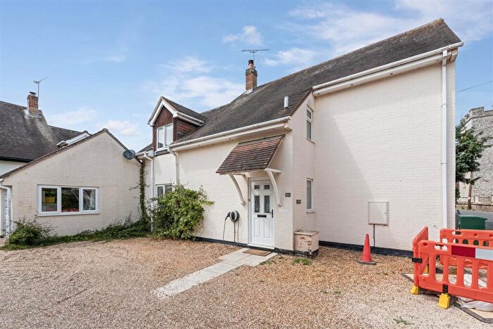 3 Bedroom House To Rent In Applegate, St. Mary Bourne, Andover, SP11