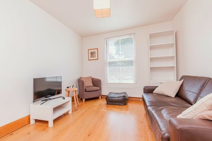 2 Bedroom Flat To Rent In St. Clements Street, Oxford, OX4