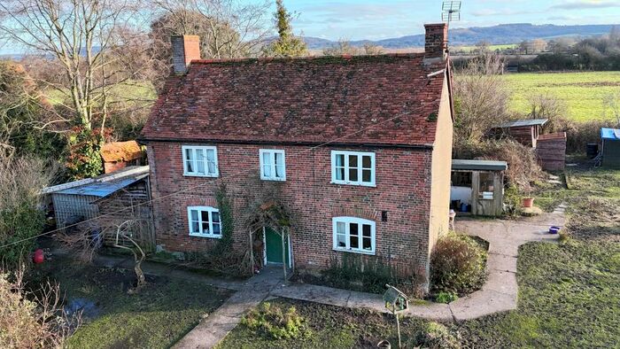 3 Bedroom Detached House For Sale In Owlswick, Princes Risborough, HP27