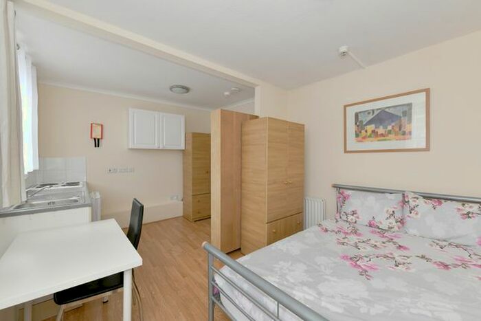 Studio To Rent In Oakley Street, London SW3