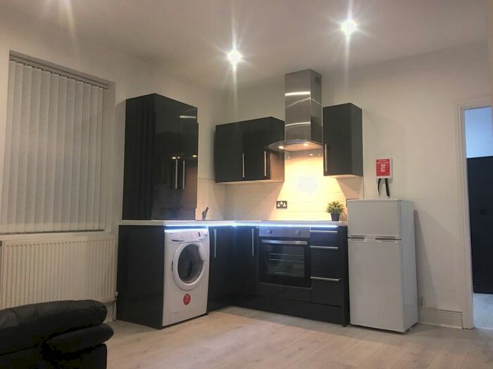 1 Bedroom Flat To Rent In Lilley Road, Liverpool, L7