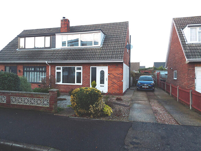 2 Bedroom Semi Detached House For Sale In Capstan Road, HU6