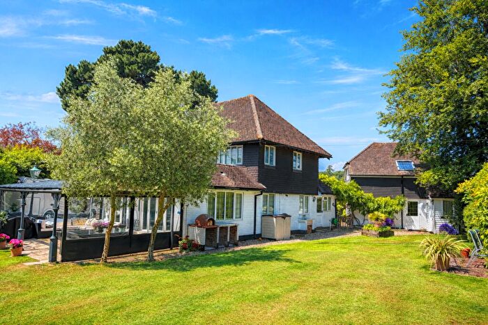 4 Bedroom Detached House For Sale In Church Mead, Lymington, Hampshire, SO41