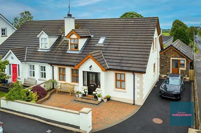 4 Bedroom Semi-detached Bungalows For Sale In Grange Cottages, Toomebridge, BT41