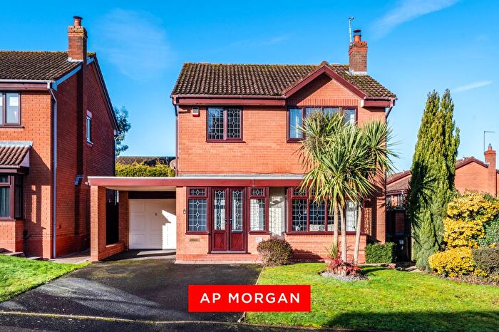 4 Bedroom Detached House For Sale In Shirehampton Close, Redditch, Worcestershire, B97