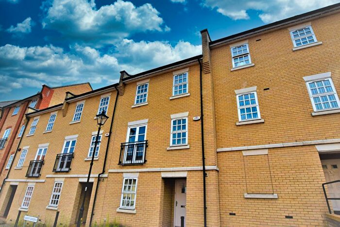 4 Bedroom Town House For Sale In Albany Gardens, Colchester, CO2