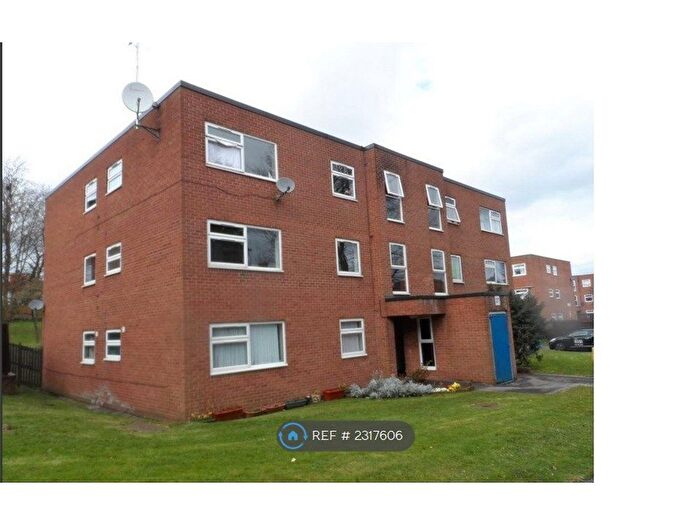 2 Bedroom Flat To Rent In Frensham Way, Birmingham, B17