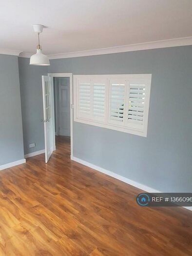 2 Bedroom Flat To Rent In William Street, Johnstone, PA5