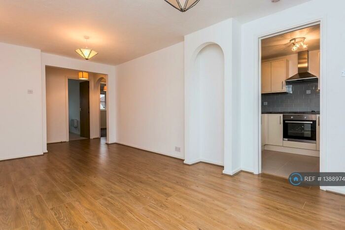 2 Bedroom Flat To Rent In Conifer Way, North Wembley, HA0