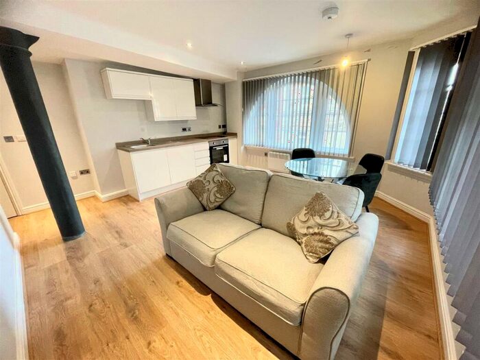 1 Bedroom Apartment To Rent In Princes Buildings, Dale Street, L2