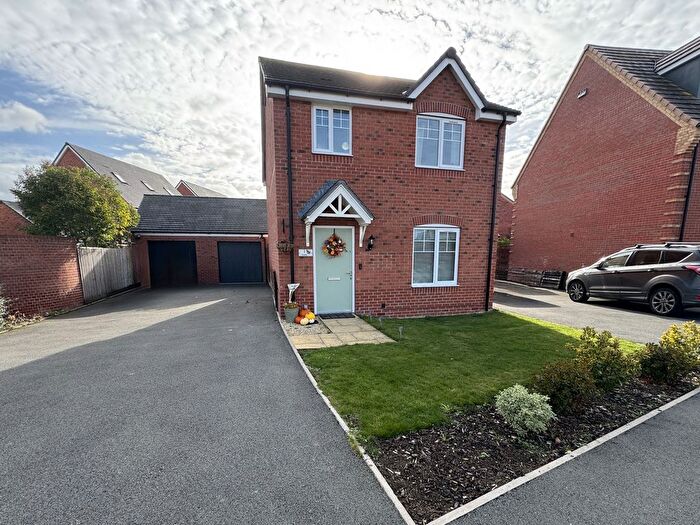 3 Bedroom Detached House For Sale In Firefly Road, Southam, CV47