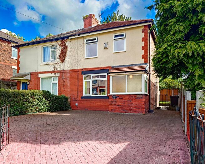 2 Bedroom Semi-detached House For Sale In Peel Street, Hyde, SK14