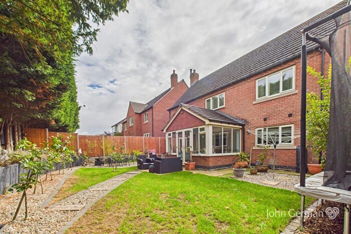 4 Bedroom Detached House For Sale In Knights Place, Burton-on-Trent, DE15