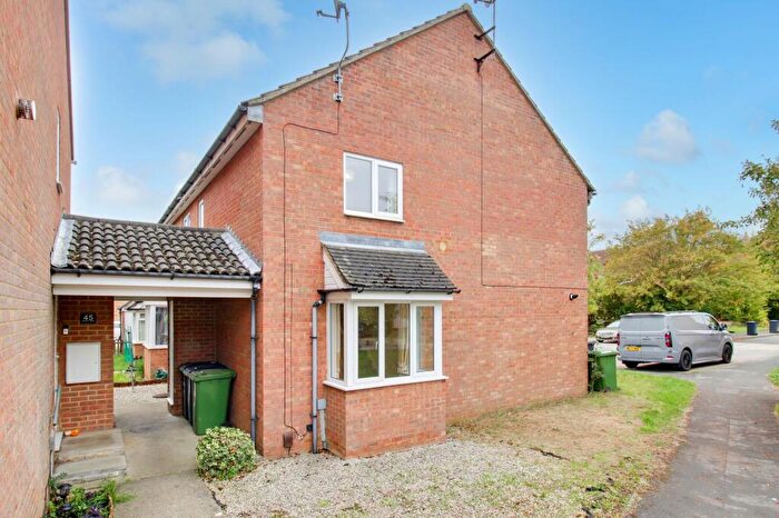 2 Bedroom Terraced House For Sale In Begwary Close, Eaton Socon, PE19