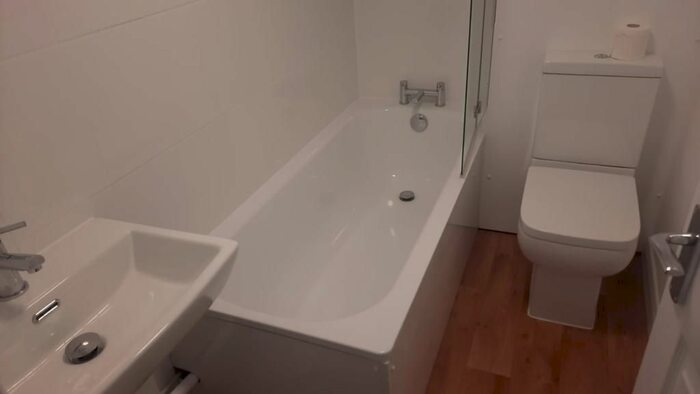 1 Bedroom Flat To Rent In Medina Road, London, N7