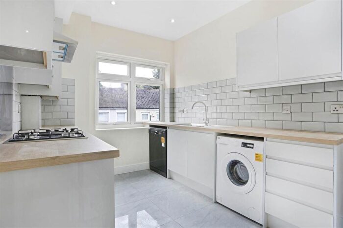 2 Bedroom Apartment To Rent In Westmead Road, Sutton, SM1