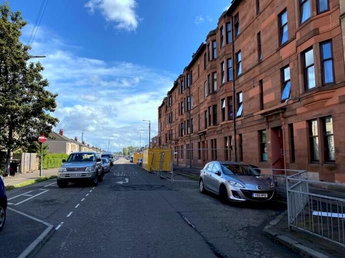 2 Bedroom Flat To Rent In Allison Street, Glasgow, G42
