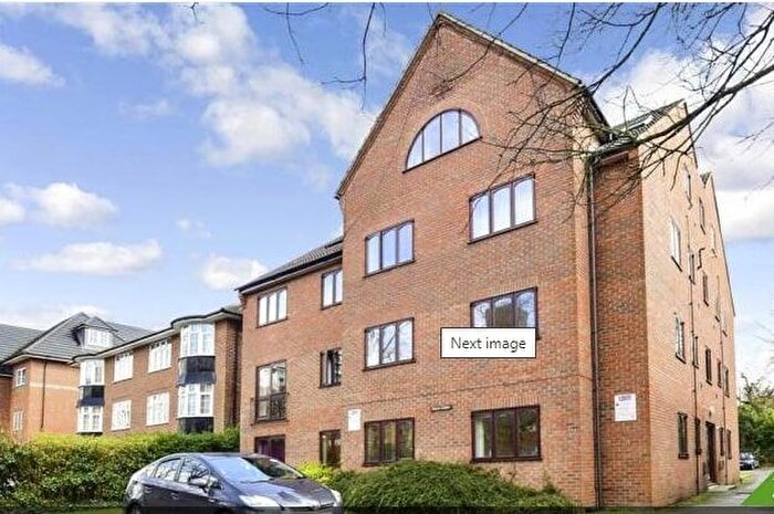 1 Bedroom Flat To Rent In Grove Road, Sutton, SM1