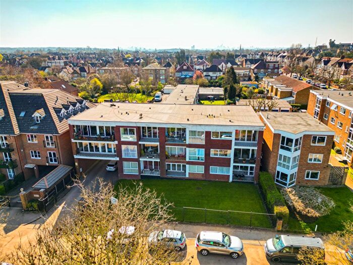 2 Bedroom Flat To Rent In Doncel Court, Forest View, Chingford, E4