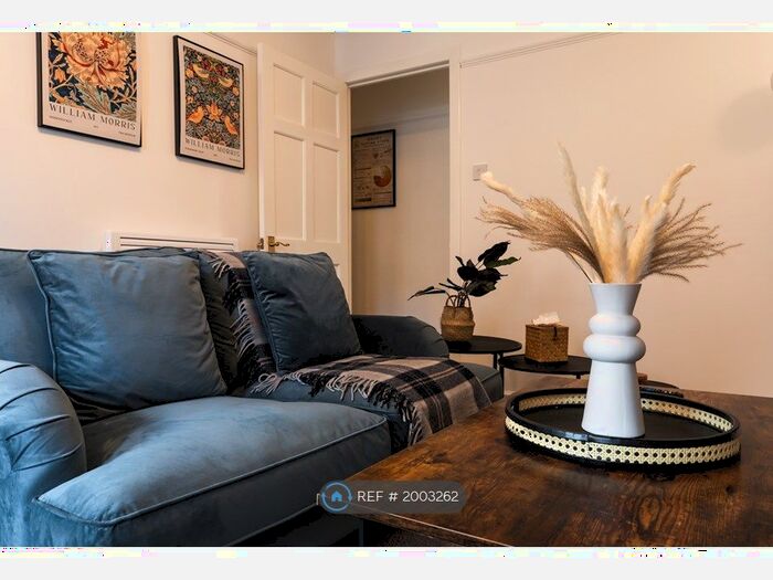 1 Bedroom Flat To Rent In St. Vincent Street, Glasgow, G3