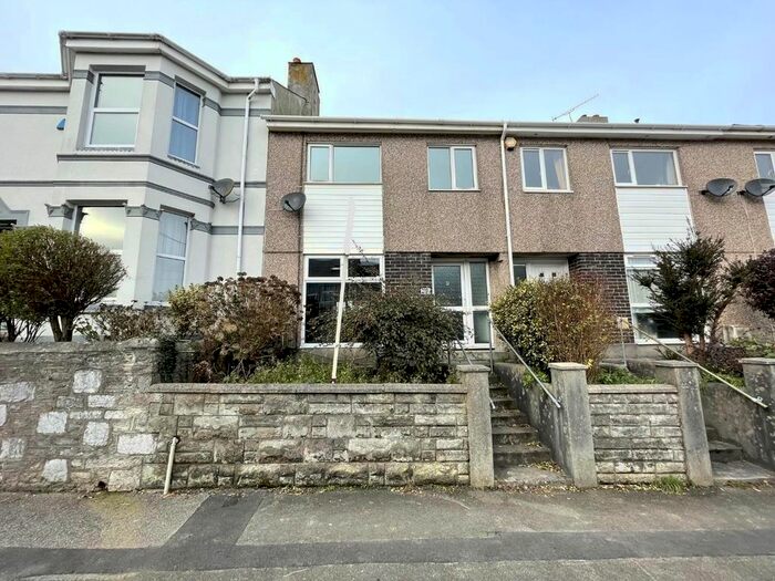 3 Bedroom Property To Rent In North Road, Torpoint, PL11