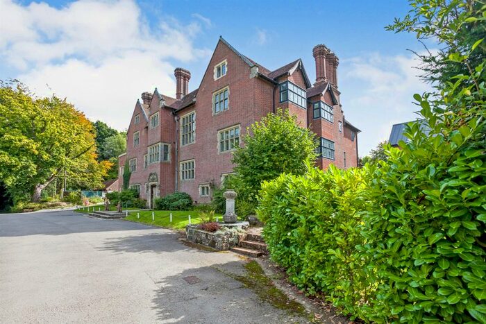 2 Bedroom Flat For Sale In Slaugham Place, Slaugham, Haywards Heath, RH17