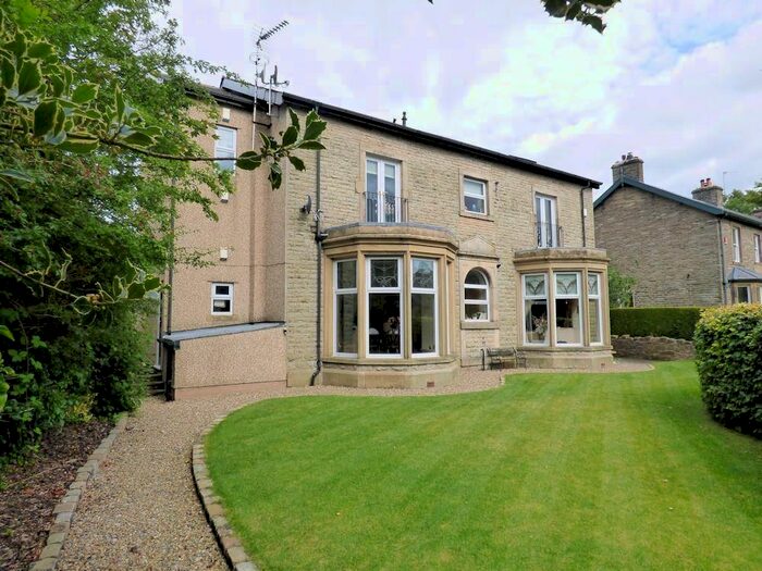 2 Bedroom Flat To Rent In Ribchester Road, Wilpshire, Blackburn, BB1