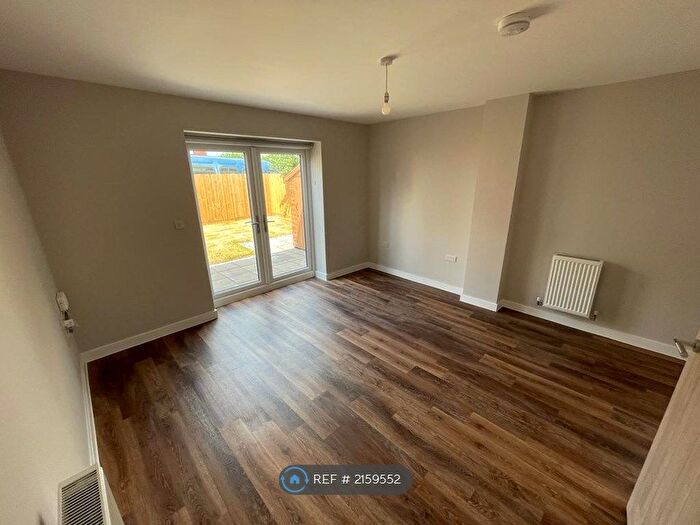 2 Bedroom Semi-Detached House To Rent In Bayley Place, Exeter, EX1