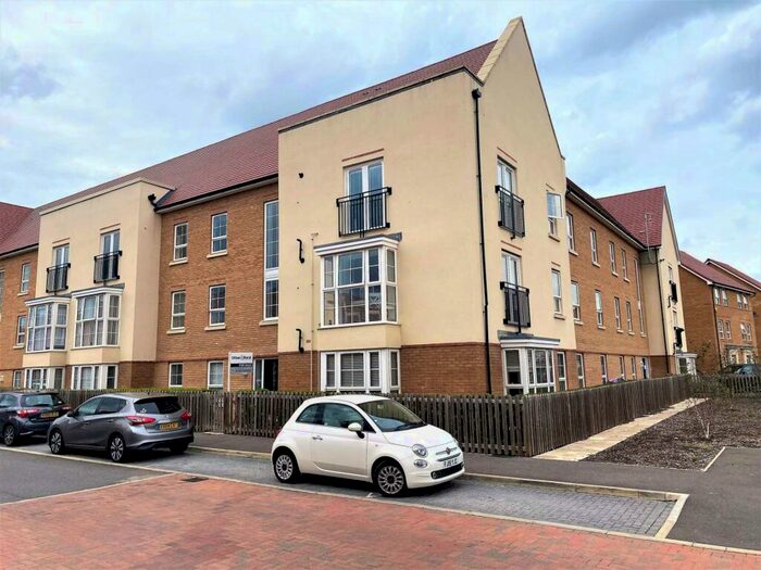 2 Bedroom Apartment To Rent In Design Drive, Dunstable, LU6