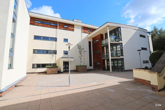 2 Bedroom Serviced Apartments For Sale In Freemans Quay, Durham City, Durham, DH1