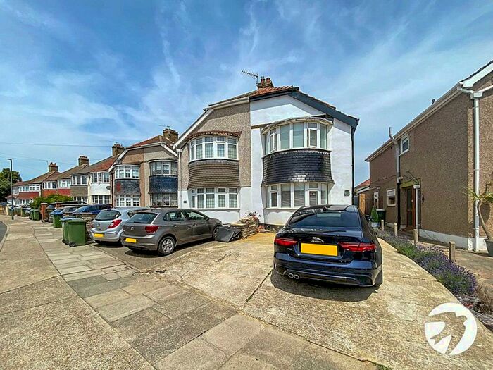 3 Bedroom Semi-Detached House To Rent In Plymstock Road, Welling, Kent L, DA16