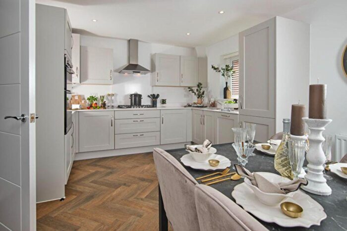 3 Bedroom Semi-Detached House For Sale In Henley Road, Ipswich, Suffolk, IP1
