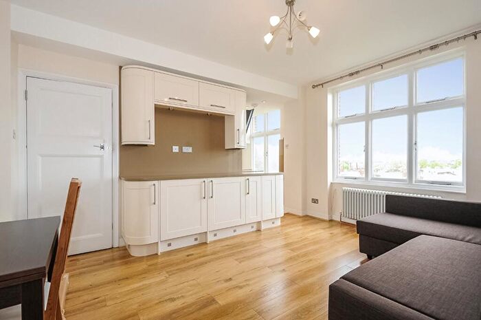 1 Bedroom Flat To Rent In Abercorn Place, St Johns Wood, London, NW8