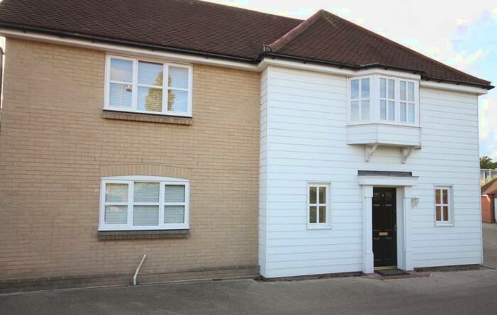 4 Bedroom Detached House To Rent In Hale Way, Colchester, CO4