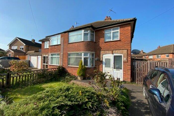 3 Bedroom Property To Rent In Ruskington Drive, Wigston, LE18