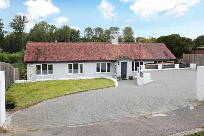 4 Bedroom Detached House For Sale In The Ridgeway, Smeeth, Ashford, Kent, TN25