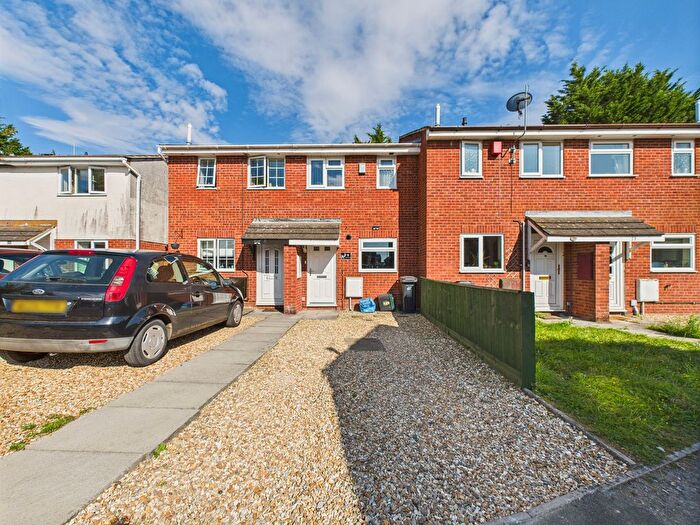 2 Bedroom Terraced House For Sale In Spencer Close, Bridgwater, TA6