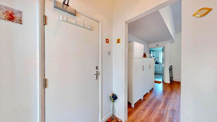 1 Bedroom Flat To Rent In Northwood Road, Highgate., N6