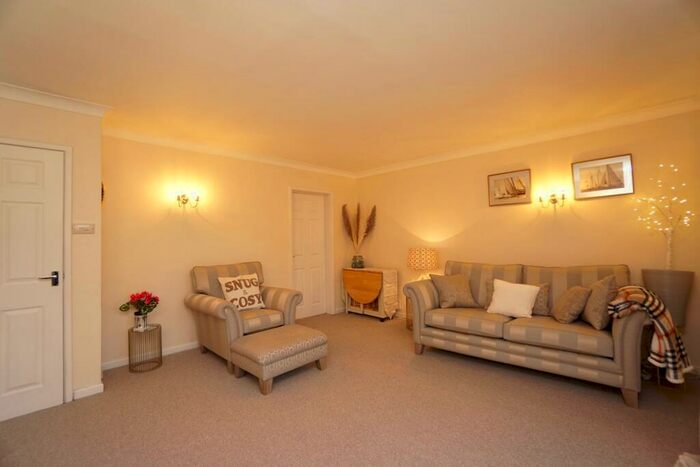 2 Bedroom Apartment To Rent In Ladies Spring Grove, Sheffield, S17