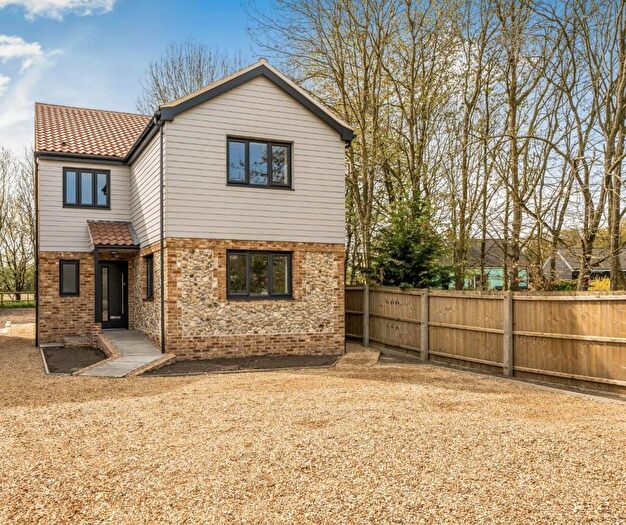 4 Bedroom Detached House To Rent In Church Road, Wretham, IP24