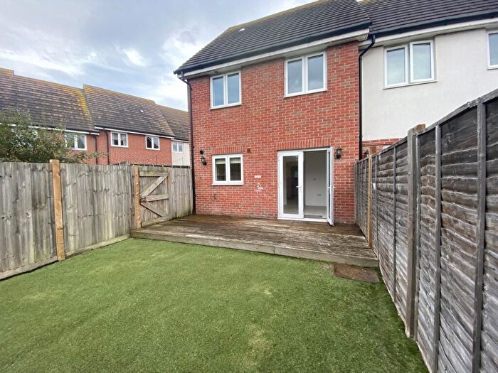 3 Bedroom Terraced House To Rent In Dorney Place, Dartford, Kent, DA1