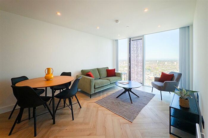 1 Bedroom Apartment To Rent In Bankside, M3