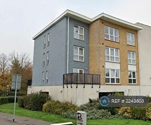 2 Bedroom Flat To Rent In Aurora Court, Gravesend, DA12