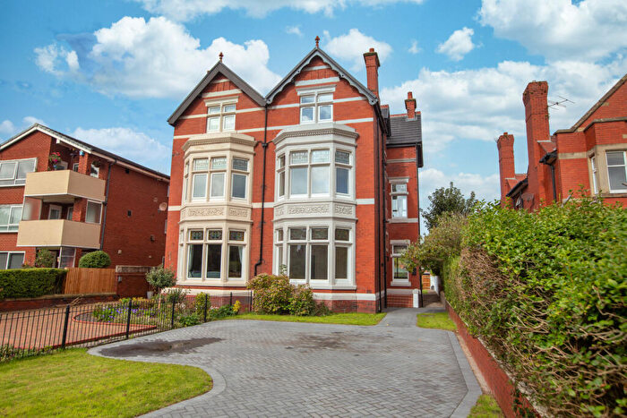 5 Bedroom Semi-Detached House For Sale In St. Annes Road East, Lytham St. Annes, FY8