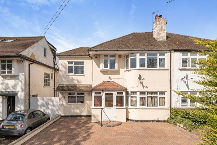 5 Bedroom Semi-Detached House For Sale In Pinner Road, Northwood, Greater London, HA6