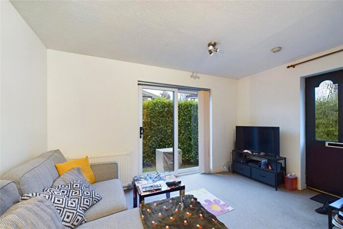 1 Bedroom Apartment To Rent In Ashley Court, Lassell Gardens, Maidenhead, Berkshire, SL6