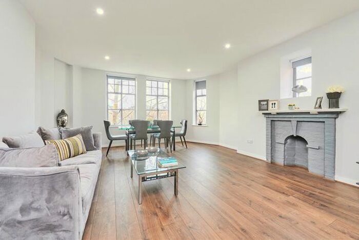 3 Bedroom Flat To Rent In Clive Court, Maida Vale, London, W9