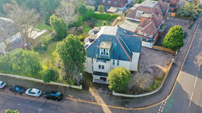 2 Bedroom Flat To Rent In Portchester Road, Bournemouth, Dorset, BH8