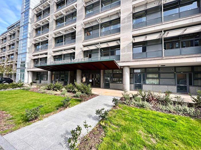 2 Bedroom Flat To Rent In Edinburgh House, Edinburgh Gate, Harlow, CM20